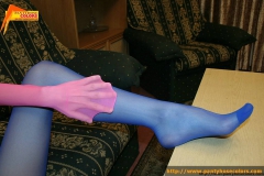 Pantyhosed teen petting tits - N