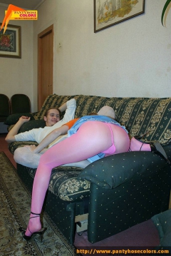 Girl pink pantyhose masturbating - N