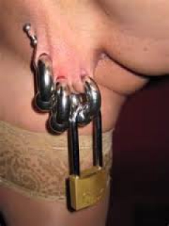 extreme pussy piercing - N