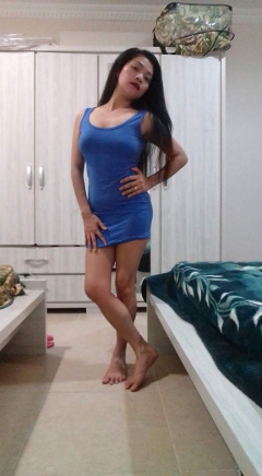 Sheraine Pornstar Looking Hot Blue Short Dress - N