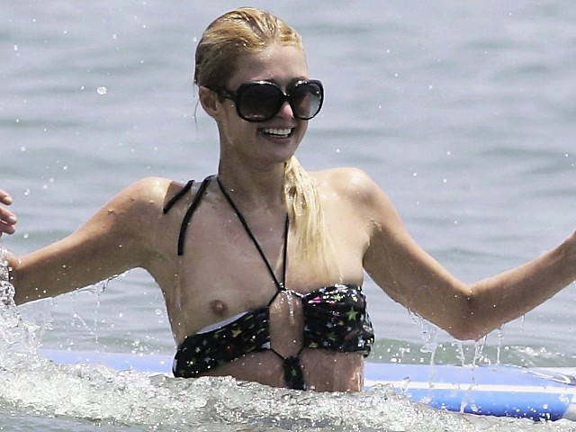 Paris Hilton NUDE! ▶