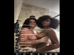 amateur-lesbian-masturbating-on-webcam-for-friends