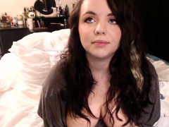 Brunette Solo Webcam Masturbation