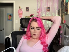 webcam-milf-beauty-masturbating