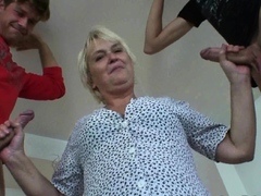 Old blonde mature nailed from both ends