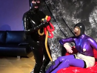 Amateur cd in latex fucked